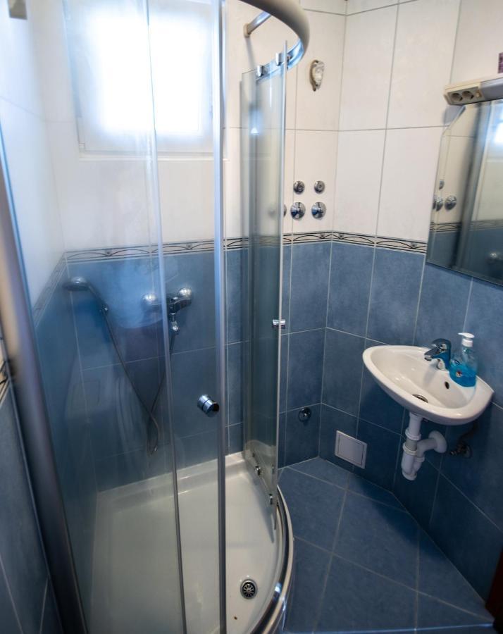 פודסטראנה Apartment Franic מראה חיצוני תמונה
