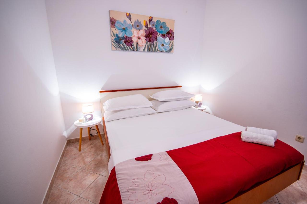 פודסטראנה Apartment Franic מראה חיצוני תמונה