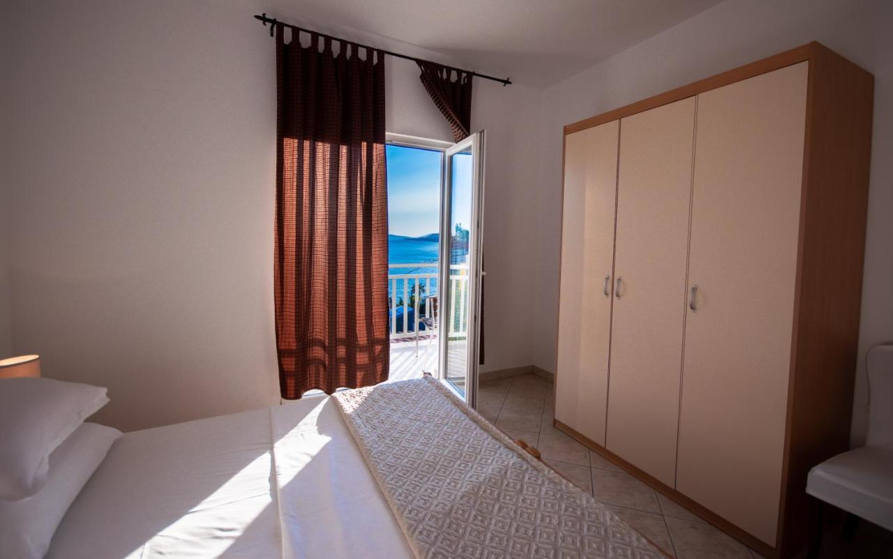 פודסטראנה Apartment Franic מראה חיצוני תמונה