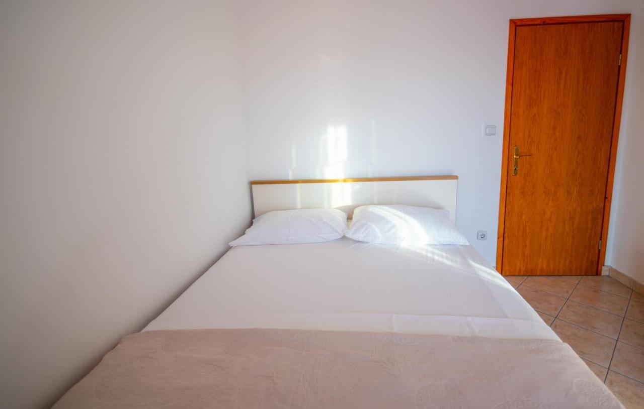 פודסטראנה Apartment Franic מראה חיצוני תמונה